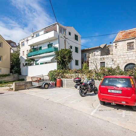 Apartments Tolj Igrane Luaran gambar