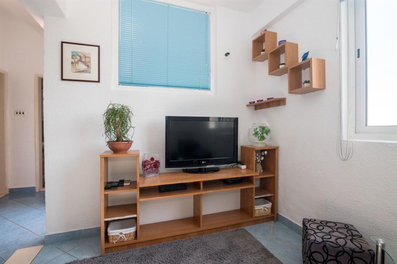 Apartments Tolj Igrane Luaran gambar